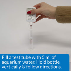API flacons de réactifs alignés pour réaliser jusqu'à 800 tests