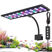 AQQA vue frontale de la lampe montrant design et éclairage homogène