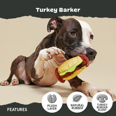 BarkBox sifflet interne visible offrant stimulation sonore ludique