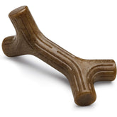 Benebone Bacon Stick face avant montrant la forme, durable pour mâcher
