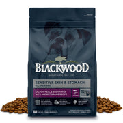 Blackwood sac avant montrant saumon et riz brun pour digestion douce
