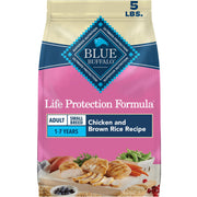 Blue Buffalo face avant du paquet montrant la recette au poulet et bénéfice nutritionnel