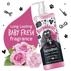 BUGALUGS chien en cours de lavage avec mousse protégeant la peau sensible
