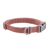 Collier Carhartt Rose Tint vue avant montrant solidité et style