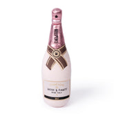 CHEWFFON jouet bouteille avant rose montrant forme et prise confortable