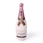 CHEWFFON jouet bouteille avant rose montrant forme et prise confortable