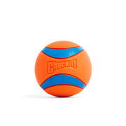 Chuckit! Ultra Ball XL dans son emballage montrant robustesse et couleur vive