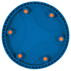 Chuckit! disque en vol après un lancer pour distances accrues