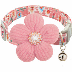 COZIRAE collier avant montre le design floral et maintien confortable