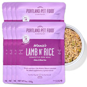 CRAFTED BY HUMANS LOVED BY DOGS poche face montrant l’emballage et facilité d’usage