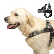 Dog Friendly Co harnais vert camo vu de face pour un ajustement confortable
