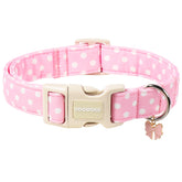 DOGWONG collier rose à pois vue avant, design féminin et maintien sûr