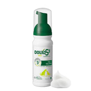 Douxo mousse emballage avant montrant protection et utilisation facile