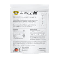 Dr. Elsey's main versant croquettes dans bol pour service pratique et dosage