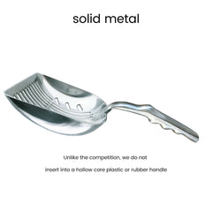 DuraScoop gros plan lame aluminium montrant facilité de tamisage