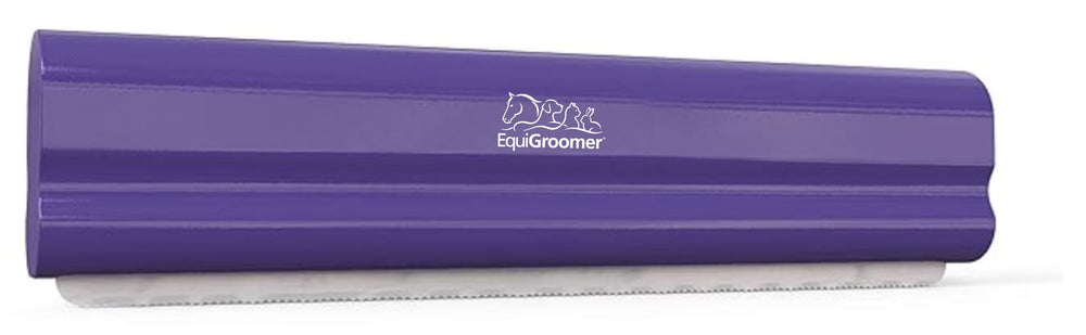 EquiGroomer paquet et brosse violet montrant contenu et bénéfice durable