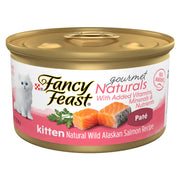 Fancy Feast visage de la boîte pour identification et présentation appétissante