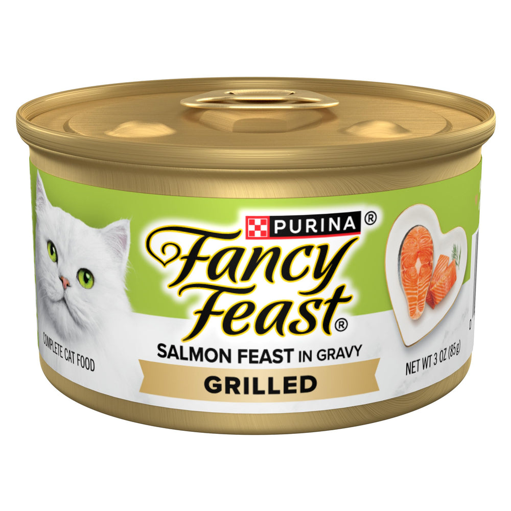 Fancy Feast boîte avant ouverture montrant l’étiquette gourmet et l’avantage pratique