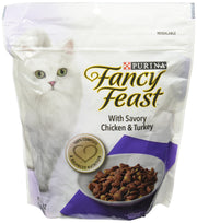 Fancy Feast paquet devant montrant la recette poulet et dinde pour appétit gourmet