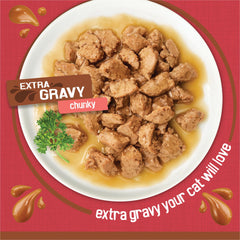 Friskies Purina zoom sur la sauce onctueuse ajoutant hydratation et saveur au repas