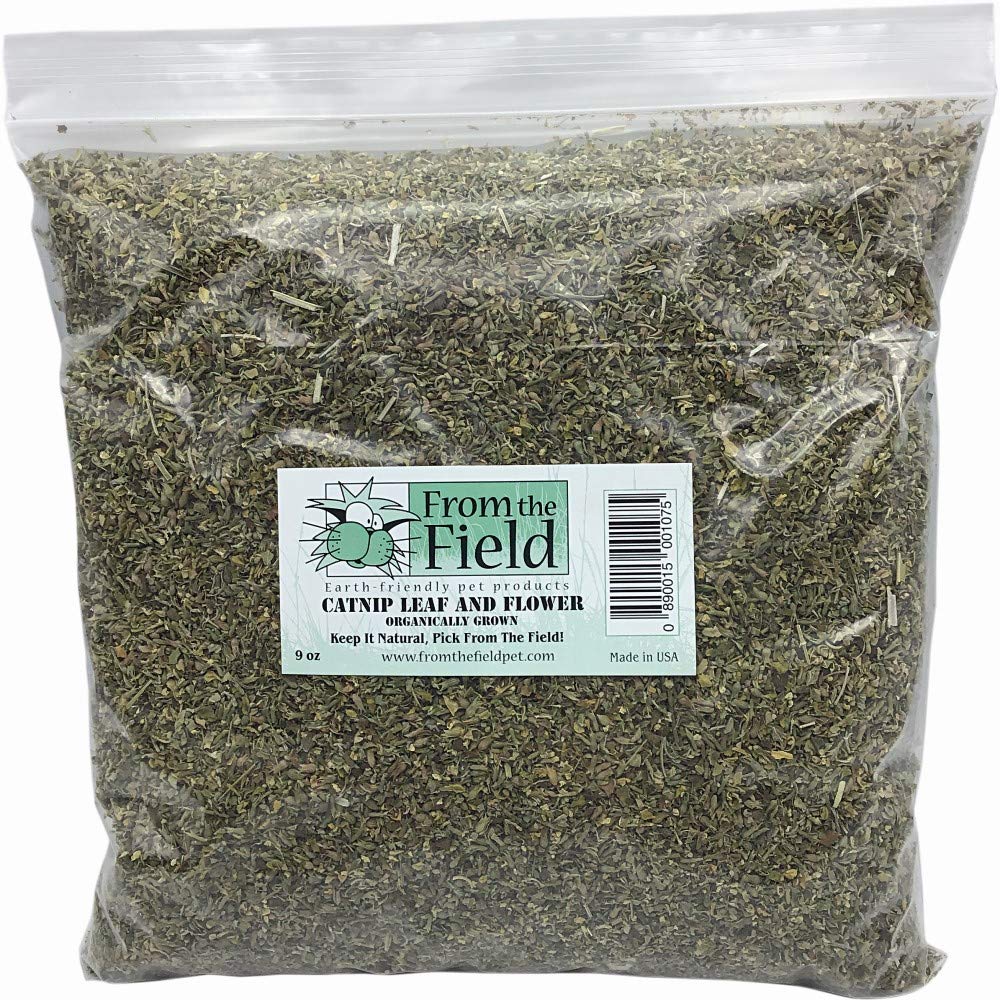 from The Field emballage avant 9 oz montrant sachet refermable et label biologique