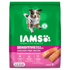 Image IAMS emballage avant avec saumon visible et bénéfice nutritionnel