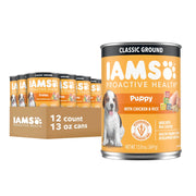 IAMS gros plan de la boîte avant montrant l’étiquette et l’avantage nutritionnel