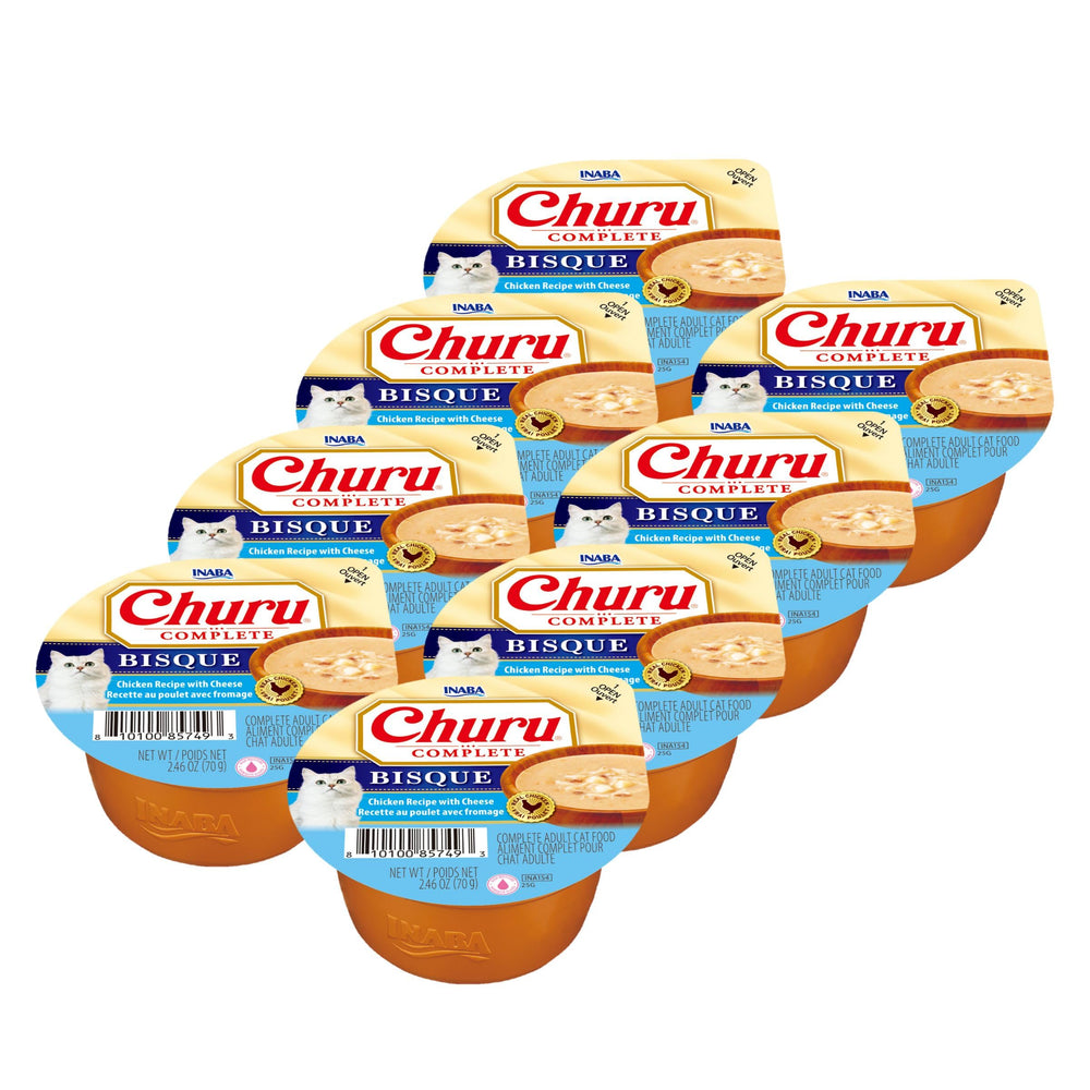 INABA Churu cup poulet et fromage en avant-plan, coupe pratique pour portionnement