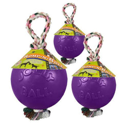 Jolly Pets gros plan sur la texture de la balle montrant adhérence et flottabilité