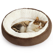 Love's cabin coussin donut face avant montrant confort et design rayé