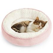 Love's cabin vue de face du lit donut 20 in montrant la forme et rayure rose, confort immédiat