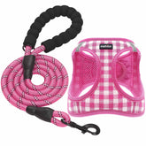 matilor harnais face rose carreaux montrant coupe et confort pour promenades
