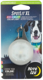 Nite Ize SpotLit XL face avant montrant la lumière vive pour meilleure visibilité