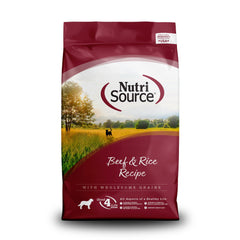 NutriSource sachet 4 lb avant montrant l'étiquette claire et la saveur boeuf, facilite le choix