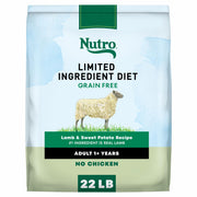 Nutro sac devant recette agneau et patate douce montrant emballage et clarté d'ingrédients