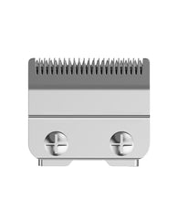 oneisall lame en cours d’installation sur tondeuse double port pour compatibilité