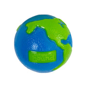 Outward Hound Planet Ball face avant montrant couleur bleu et vert pour jeu actif