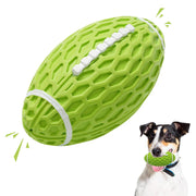 Petinstinct balle face avant montrant forme football et prise facile pour jeu