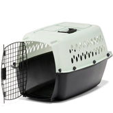 Petmate vue avant du kennel 24in montrant la porte sécurisée et ventilation