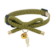 PetSoKoo collier avant vert avec nœud papillon montrant style mignon