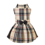 PUPTECK robe beige vue de face offrant un look classique et confortable