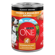 Purina ONE boîte face avant montrant le format pratique pour stocker