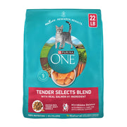 Purina ONE sachet face avant montrant formulation au saumon et bénéfice nutritionnel