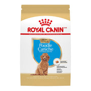 ROYAL CANIN devant du sachet Poodle Puppy montrant l'emballage et l'avantage d'une formule dédiée