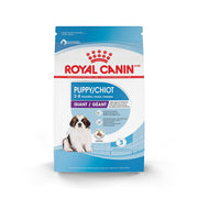 ROYAL CANIN visuel avant du sac Giant Puppy montrant l’emballage informatif et pratique