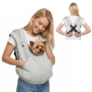 SENIOR BUDDAY porte‑chien face montrant maintien et proximité sécurisante