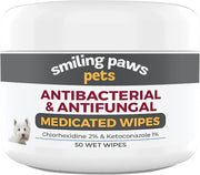 Smiling Paws emballage avant montrant 50 lingettes, pratique pour stocker