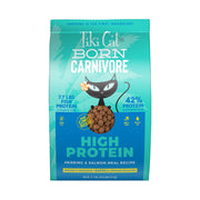 TIKI PETS paquet Tiki Cat Born Carnivore devant montrant l'étiquette informative