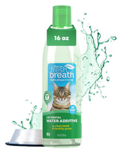 TropiClean bouteille avant montrant l'emballage et un usage facile