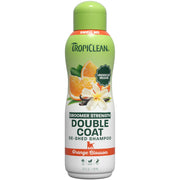 TropiClean bouteille face montrant l'étiquette et avantage nettoyage profond